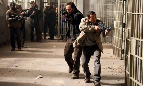 The Walking Dead Welcome to the Tombs prison raid