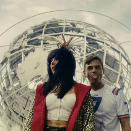 Now this music 14 Sleigh Bells