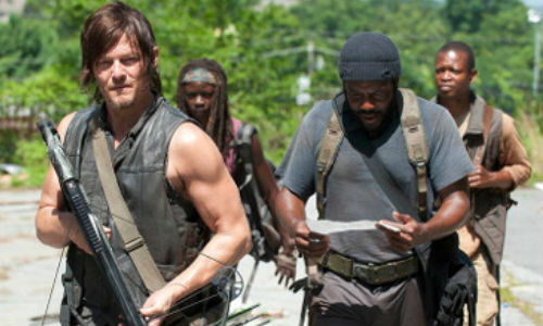 It's going relatively well for the gang of four until they encounter a garage chock full of a family group of walkers and Bob decides have to stock up his liquor cabinet (image via stfuandplay.com (c) AMC)