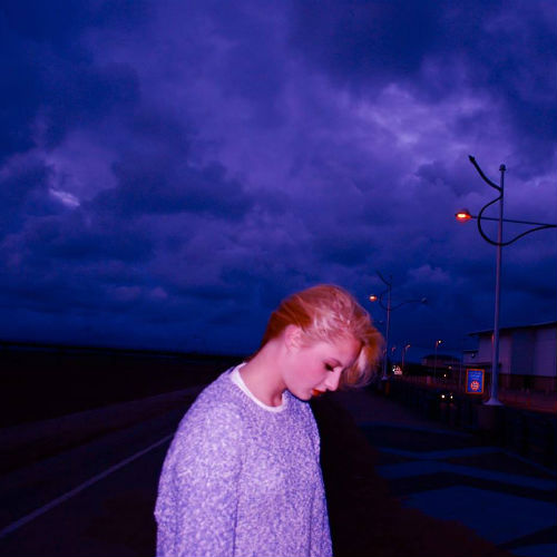 (image via official Låpsley Facebook page)