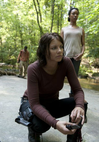Maggie is determined to find the bus and adamant they can't split up Sasha and Bob set off after her (image via spoiler.tv (c) Gene Page/AMC)