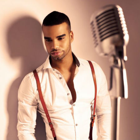András Kállay-Saunders (image (c) Dávid Ajkai via eurovision.tv)