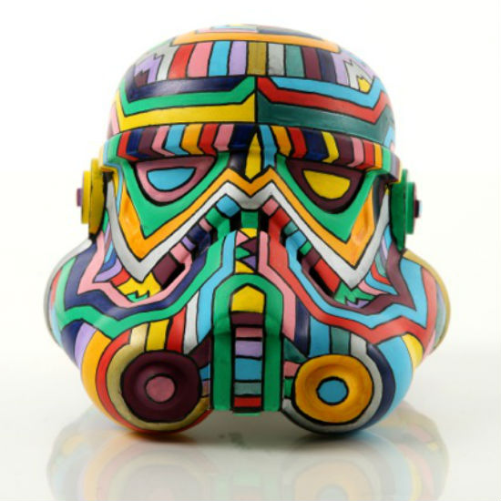One of the helmets on show at the Robert Vargas Gallery (image via Red Carpet Report (c) Lucasfilm)