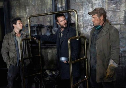 Hal, Tom and Weaver plan the escape to end all escapes but something is up with Weaver who spots a Skitter lurking nearby when they have escaped and says nothing - what's up with that? Is he this season's unwitting mole? (image via Pop-Break (c) TNT)