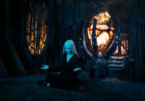 What do you when all your snug and warm-inducing life support is screaming out of your Beamer like commuters rushing to get home? You meditate of course (image via Spoiler TV (c) TNT)
