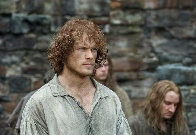 Jamie Fraser is a man lost in his own thoughts of love, loss and mortality as he awaits the savage hand of the hangman's noose (image via Spoiler TV (c) Starz)