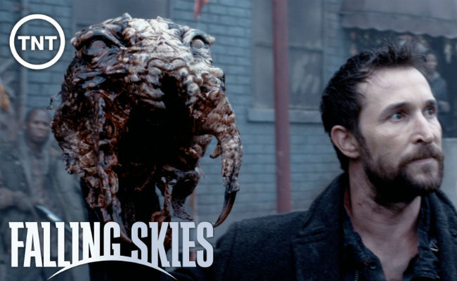 "Hey 2nd Mass., this Skitter head followed me home - can we keep it? Huh? Huh? Can we?" (image via YouTube (c) TNT)