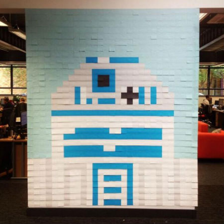 R2-D2 (image via c|net (c) Viking UK)